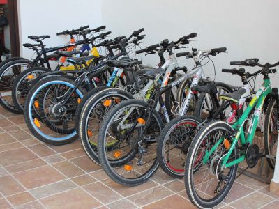 mallorca radfahren radvermietung hotel strand urlaub