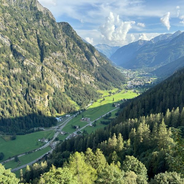 Bergwandern ohne Gepck im Valle del Lys - Aostatal