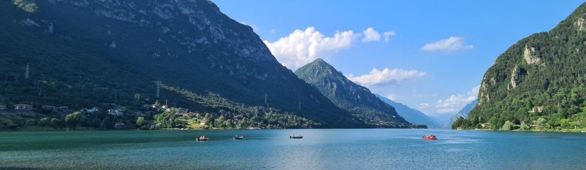 familienurlaub kanufahren idrosee italien