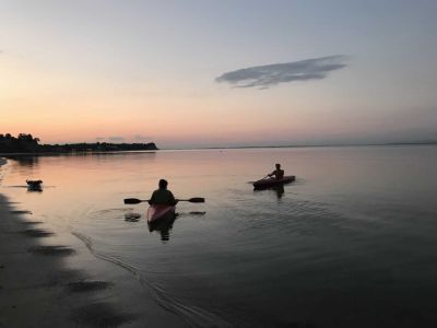 sonnenuntergang kajak und kanutour