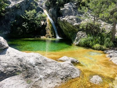 wasserfall ausflug um naturnahen urlaub